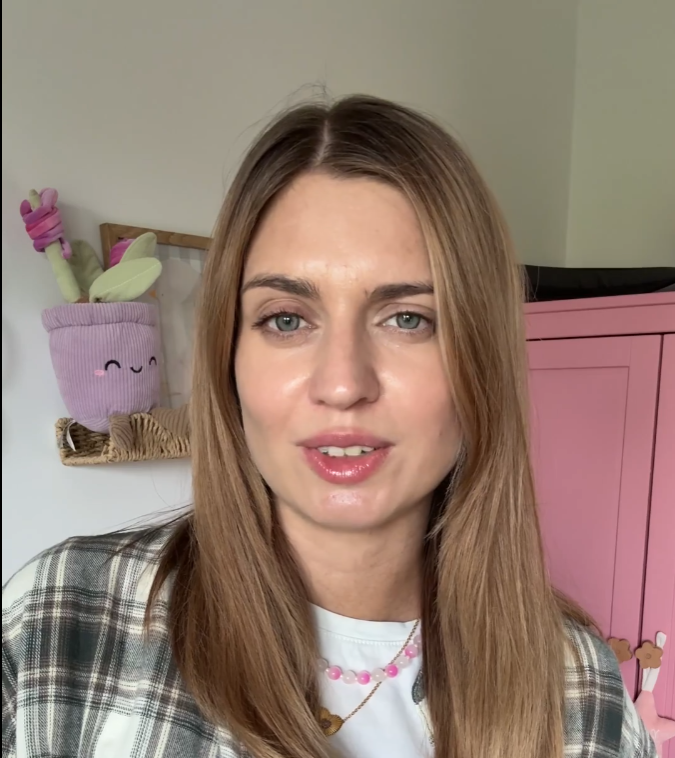 Zadowolona klientka szkoły rodzenia online Momama